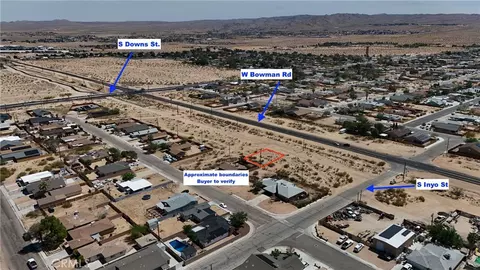 744 W Bowman Rd, Ridgecrest, CA 93555