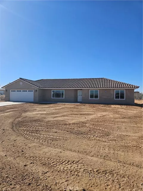 11462 Calcite Ave, Hesperia, CA 92345