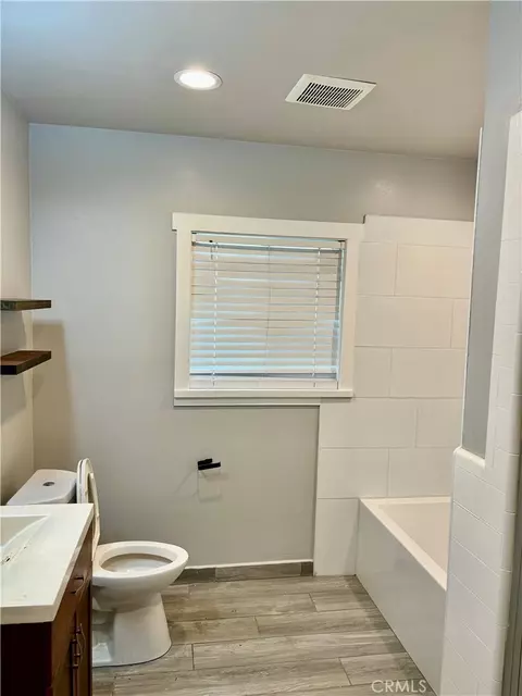 Bath - 1503 N Chester, Compton, CA 90221 photo 1 of 2