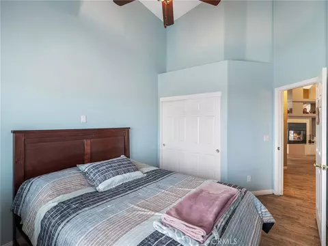 Bedroom - 10160 Pineview Rd, Pinon Hills, CA 92372 photo 4 of 8