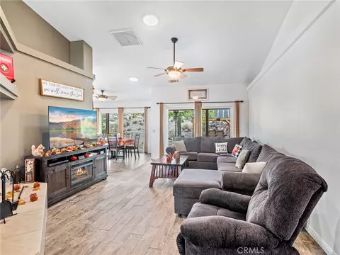 Living - 10160 Pineview Rd, Pinon Hills, CA 92372 photo 3 of 3