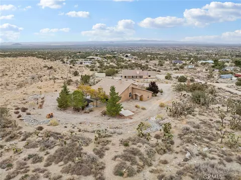 View/Area - 10160 Pineview Rd, Pinon Hills, CA 92372 photo 5 of 6