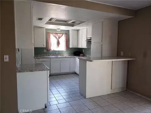 Kitchen - 2065 Barcelona, Barstow, CA 92311 photo 1 of 1
