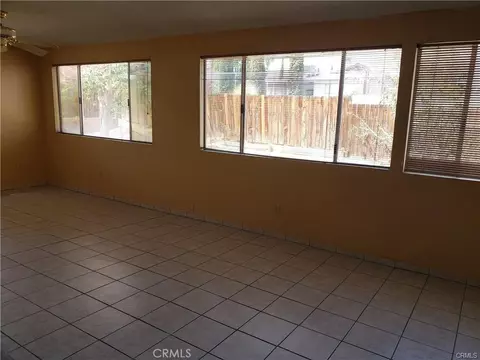 Living - 2065 Barcelona, Barstow, CA 92311 photo 3 of 4