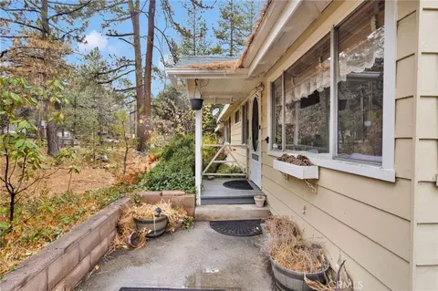 Exterior - 2046 Thrush, Wrightwood, CA 92397 photo 5 of 13