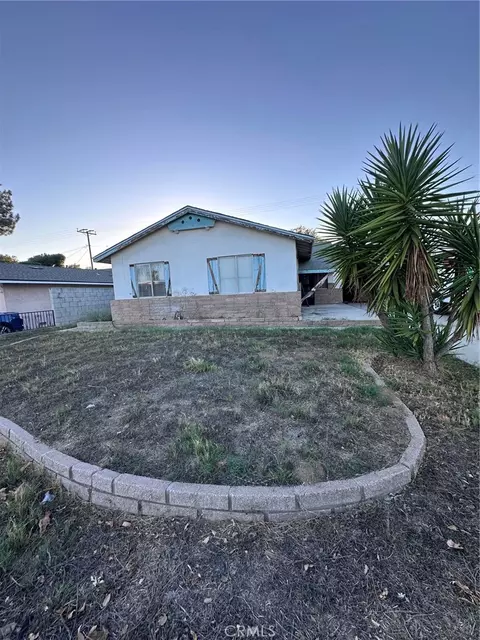 262 N Larch Ave, Rialto, CA 92376