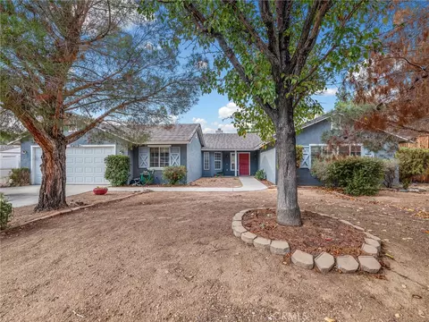 16409 Pauhaska Ct, Apple Valley, CA 92307