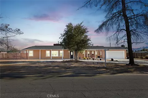 14573 Gayhead, Apple Valley, CA 92307