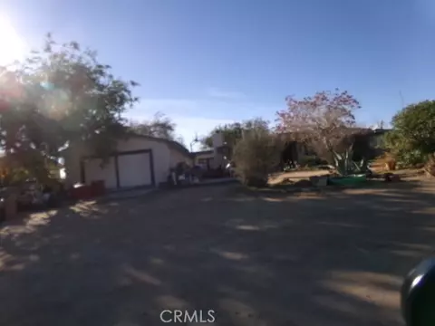 11258 5th Ave, Hesperia, CA 92345