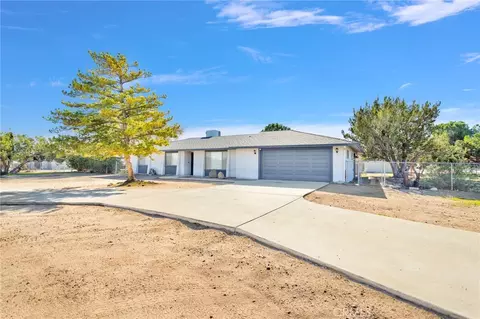16757 Danbury, Hesperia, CA 92345