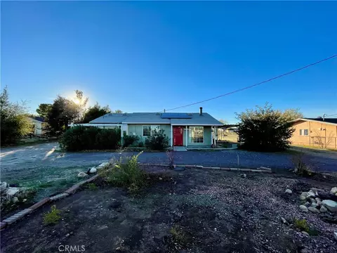 11362 5th, Hesperia, CA 92345