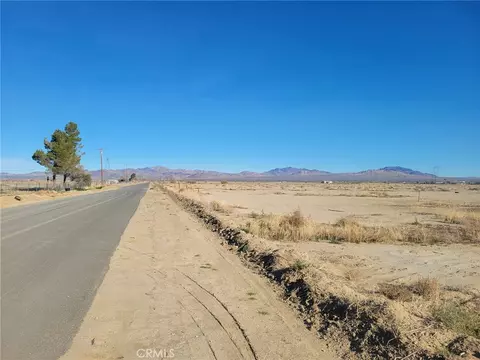 0 Locust, Lucerne Valley, CA 92356 photo 3