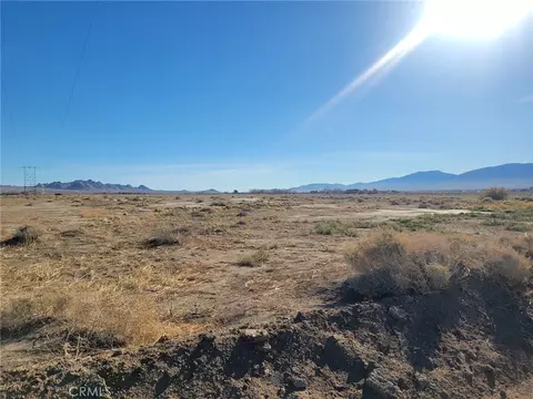 0 Locust, Lucerne Valley, CA 92356 photo 8