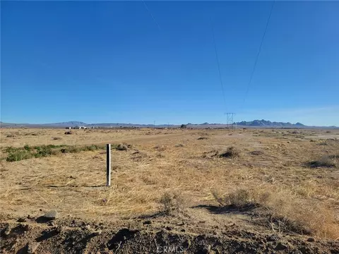 0 Locust, Lucerne Valley, CA 92356 photo 9