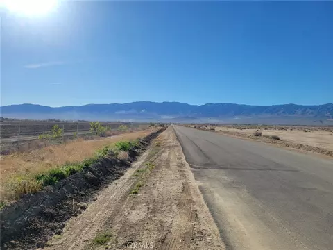0 Locust, Lucerne Valley, CA 92356 photo 11