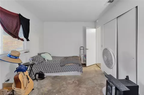 Bedroom - 13167 Olathe Rd, Apple Valley, CA 92308 photo 4 of 7