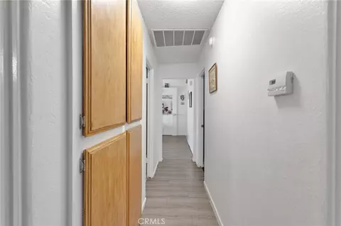 Entry Way - 13167 Olathe Rd, Apple Valley, CA 92308 photo 3 of 3