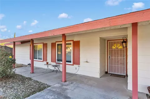 Exterior - 13167 Olathe Rd, Apple Valley, CA 92308 photo 9 of 9