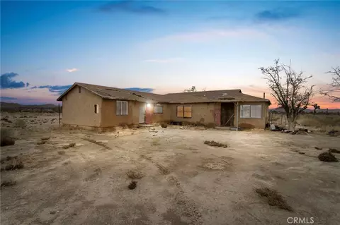 18227 E Avenue Q, Palmdale, CA 93591