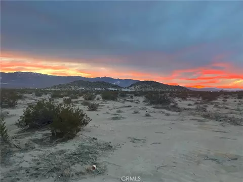 38 Rodeo Rd, Lucerne Valley, CA 92356