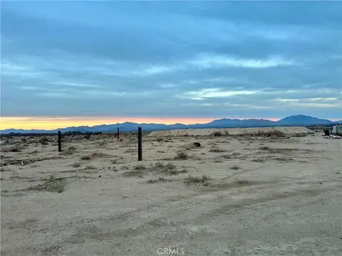 36352 Rodeo Rd, Lucerne Valley, CA 92356