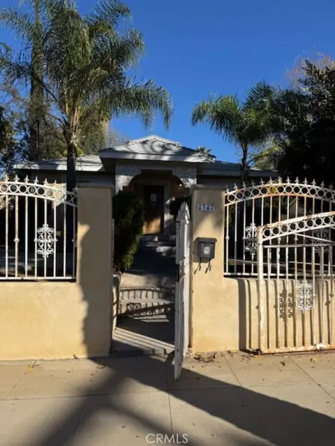4347 2nd, Riverside, CA 92501 photo 3