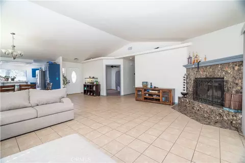 Living - 18146 Orange, Hesperia, CA 92345 photo 2 of 2
