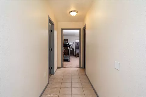 Entry Way - 18146 Orange, Hesperia, CA 92345 photo 2 of 2