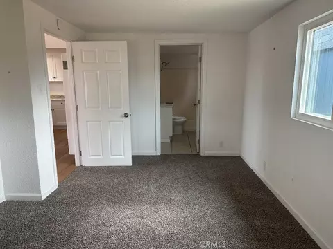 Bedroom - 34929 Cedar Rd, Barstow, CA 92311 photo 5 of 6