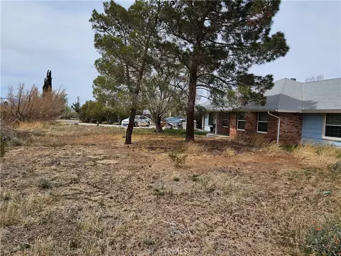 11175 Tyee Rd, Apple Valley, CA 92308 photo 1