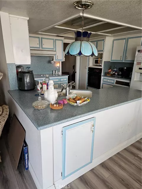11175 Tyee Rd, Apple Valley, CA 92308 photo 3