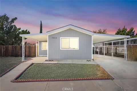 13654 Bel Air Dr, Victorville, CA 92395