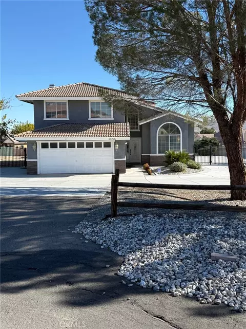 26795 Stirrup Ln, Helendale, CA 92342