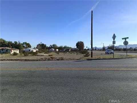 10 Santa Fe St, Daggett, CA 92327