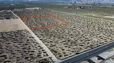 787 Jingal Rd, Lucerne Valley, CA 92356