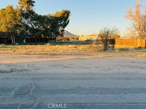 15341 Broken Bow Rd, Apple Valley, CA 92307