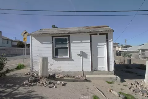 Exterior - 716 S 2nd, Barstow, CA 92311 photo 2 of 8