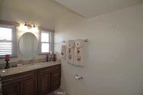 Bath - 716 S 2nd, Barstow, CA 92311 photo 1 of 3
