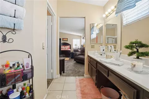 Entry Way - 15342 Kearny, Adelanto, CA 92301 photo 4 of 7