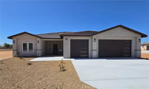 20401 Tonawanda Rd, Apple Valley, CA 92307