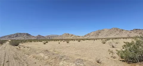 800 Algoman Ave, Lucerne Valley, CA 92356