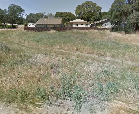 3357 Brown, Clearlake, CA 95422
