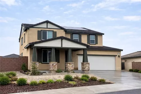 14352 Plymouth, Hesperia, CA 92344