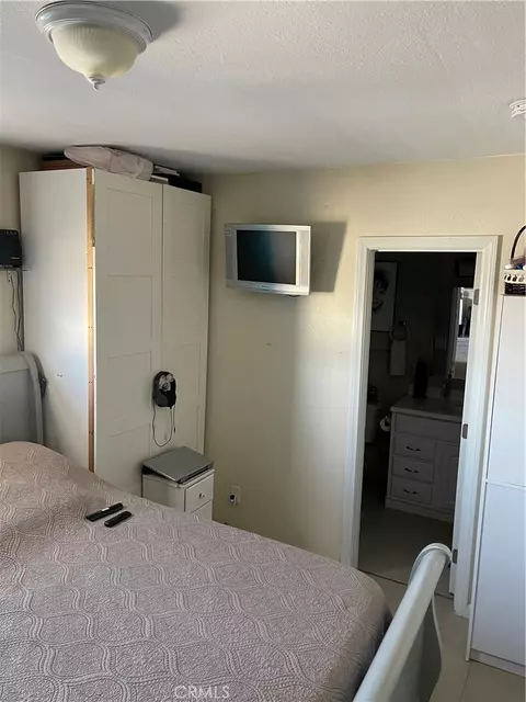 Bedroom - 319 Wilshire Pl, Barstow, CA 92311 photo 4 of 4