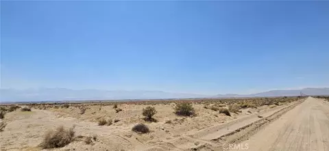 800 Granite Rd, Lucerne Valley, CA 92356