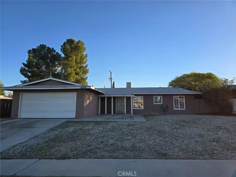 16249 Encina, Victorville, CA 92395