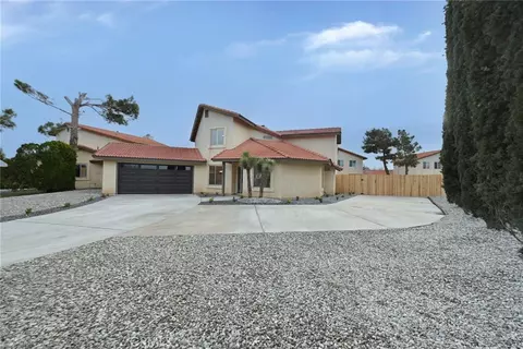 14441 Linden St, Hesperia, CA 92345