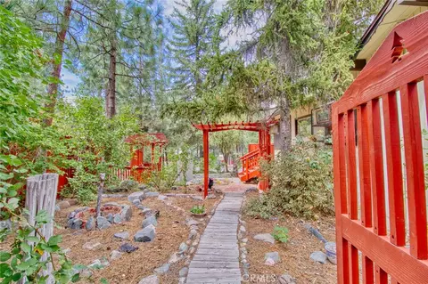 Exterior - 1513 Twin Lks, Wrightwood, CA 92397 photo 16 of 20