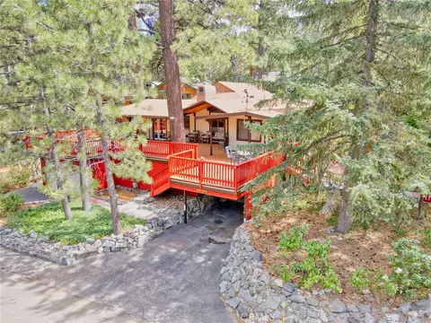 Exterior - 1513 Twin Lks, Wrightwood, CA 92397 photo 1 of 20
