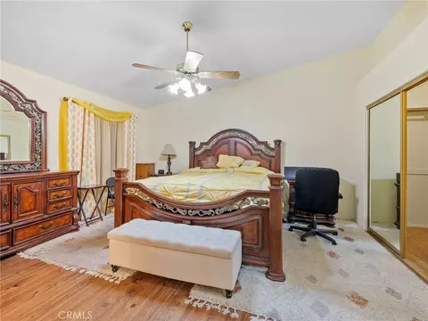 Bedroom - 18668 Kamana, Apple Valley, CA 92307 photo 4 of 5